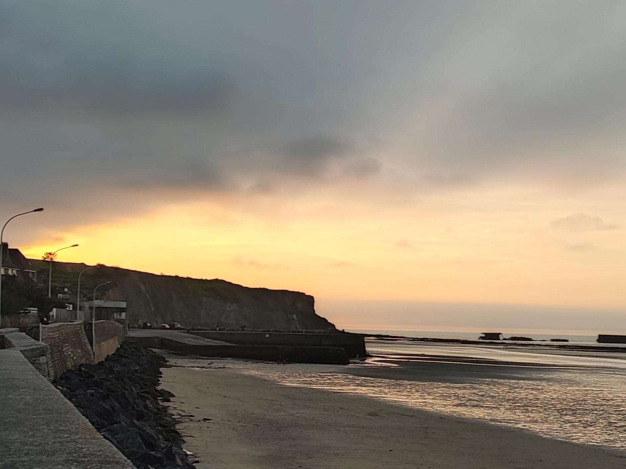 Le Cocon De Neptune Arromanches-les-Bains Exterior photo